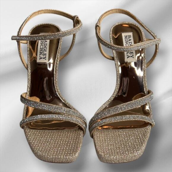 Badgley Mischka Urbana Pale Gold Size 6 - Picture 2 of 8